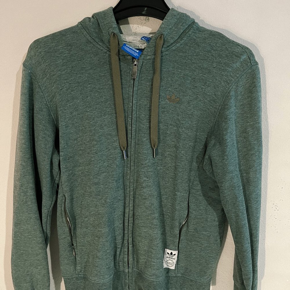 Adidas sweater